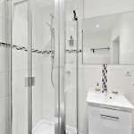 Sali Homes - Hz42 Charming In Heart Of With Balcony