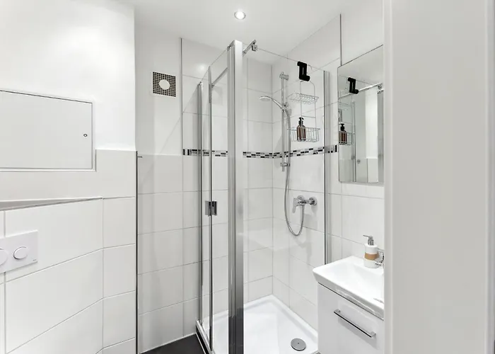 Sali Homes - Hz42 Charming In Heart Of With Balcony Bayreuth