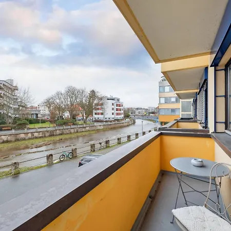 Sali Homes - Hz42 Charming In Heart Of With Balcony *