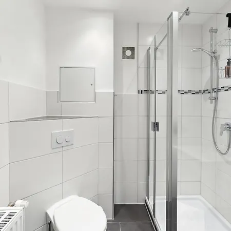 Sali Homes - Hz42 Charming In Heart Of With Balcony Διαμέρισμα Μπαϊρόιτ