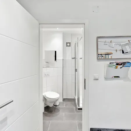Sali Homes - Hz42 Charming In Heart Of With Balcony Διαμέρισμα *